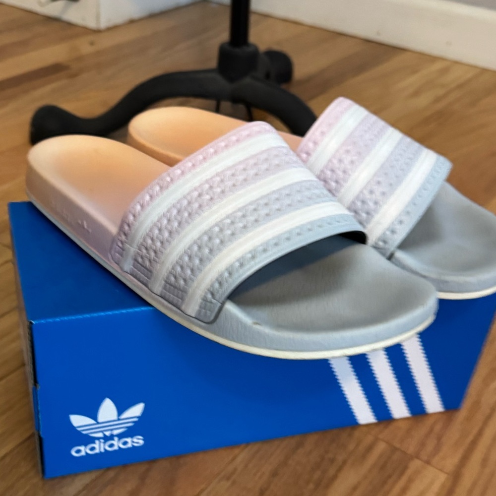 Like New!!! Adidas White and Gray Adilette Slides, Size fits a 9/10.